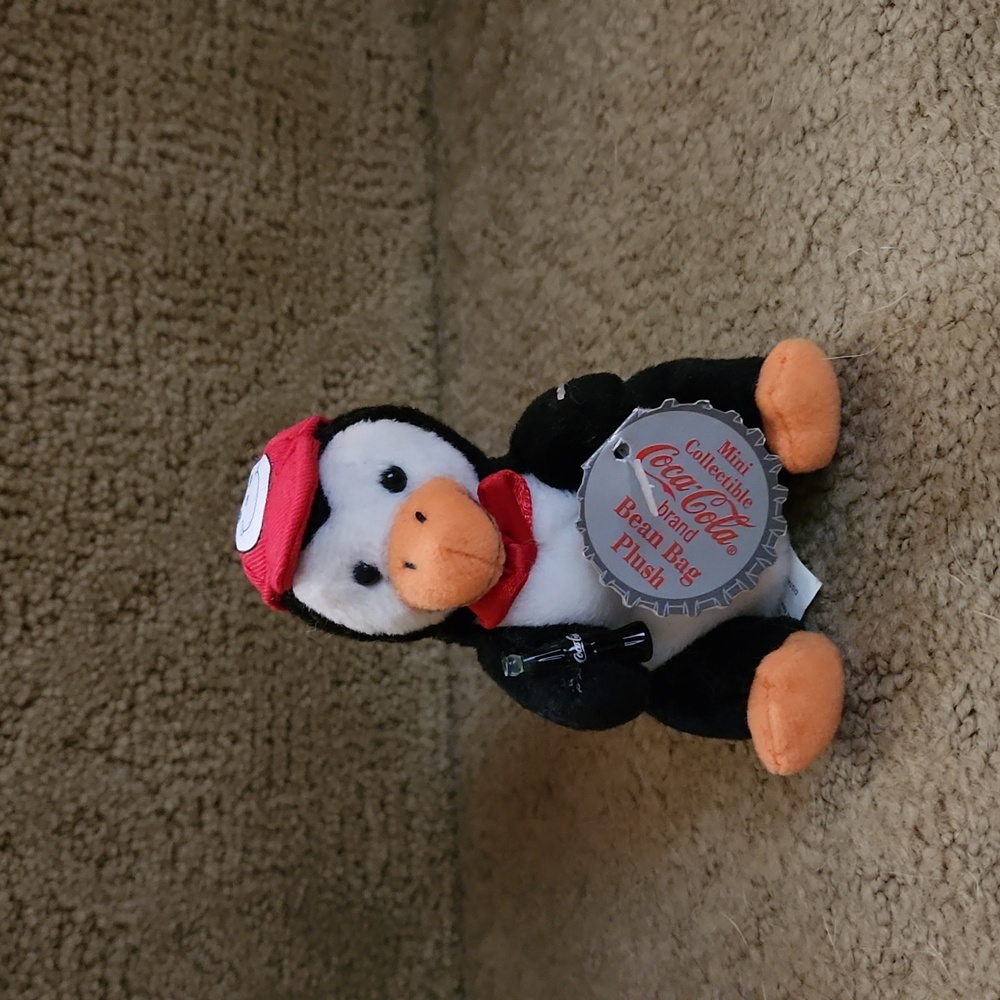 Coca-Cola 1999mini collectible bean bag penguin, Eat N' Park edition. Collected